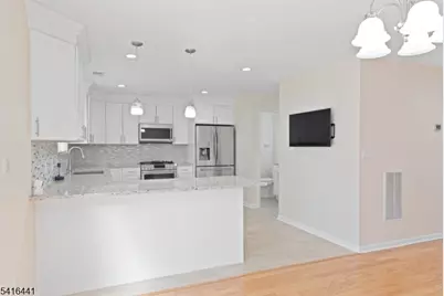 902 Spruce St, Roselle, NJ 07203 - Photo 3