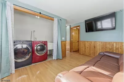 117 Dupont Ave, Hopatcong, NJ 07843 - Photo 17