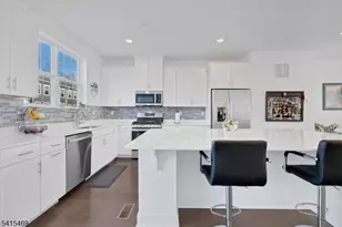 14 Coogan Ct, Morris Plains, NJ 07950 - Photo 13