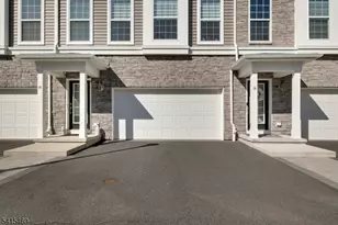 14 Coogan Ct, Morris Plains, NJ 07950 - Photo 5