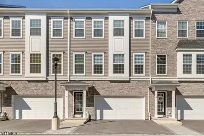 14 Coogan Ct, Morris Plains, NJ 07950 - Photo 3