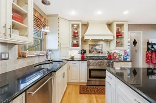 102 Hoffman Ln, Bethlehem Township, NJ 08826 - Photo 7