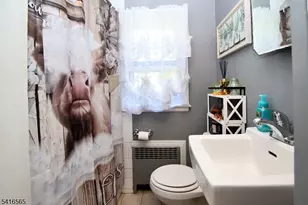 18 Durrell St, Verona, NJ 07044 - Photo 9