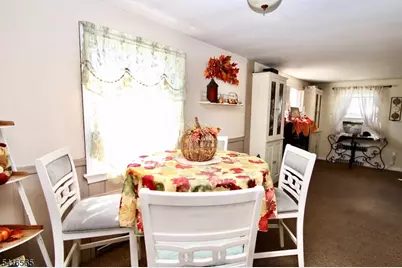 18 Durrell St, Verona, NJ 07044 - Photo 5