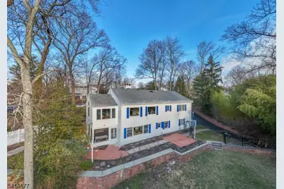 250 Old Short Hills Rd, Millburn, NJ 07078 - Photo 3