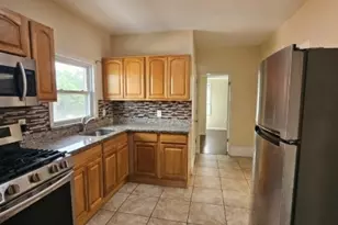 240 Copeland Ave, Lyndhurst Township, NJ 07071 - Photo 3