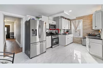 221 E Westfield Ave, Roselle Park, NJ 07204 - Photo 15