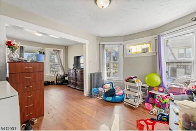 221 E Westfield Ave, Roselle Park, NJ 07204 - Photo 11