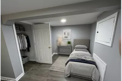 136 Raritan Rd, Linden, NJ 07036 - Photo 5