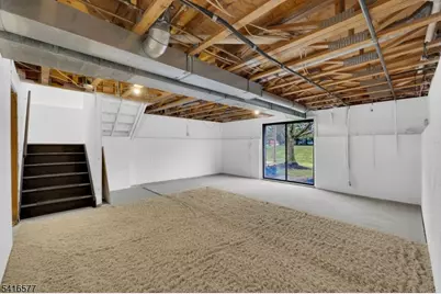 16 Lake Ct, Raritan Township, NJ 08822 - Photo 23