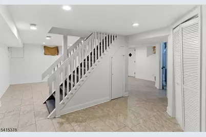 229 Hillcrest Ter, Roselle, NJ 07203 - Photo 23