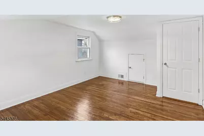 229 Hillcrest Ter, Roselle, NJ 07203 - Photo 17