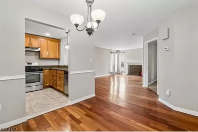 482 Tournament- #8, Union Township, NJ 07083 - Photo 7