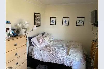 19 Cobb Pl, Morristown, NJ 07960 - Photo 9