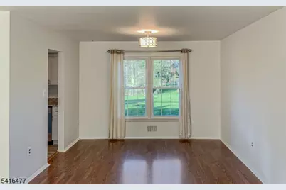 247 Fairfield Ln, Hillsborough Township, NJ 08844 - Photo 5