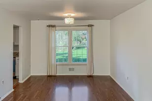 247 Fairfield Ln, Hillsborough Township, NJ 08844 - Photo 5