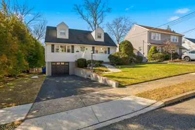 22 Laurel St, Hawthorne, NJ 07506 - Photo 3