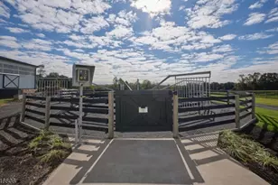 101 Harbourton Woodsville Rd, Hopewell Township, NJ 08530 - Photo 3