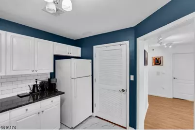 901 Stuyvesant Ave, Unit 102, Union Township, NJ 07083 - Photo 11