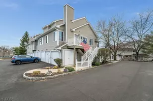 32 Morgan Ct, Bedminster Township, NJ 07921 - Photo 1