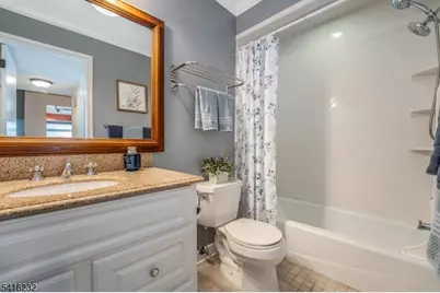 32 Morgan Court, Bedminster Township, NJ 07921 - Photo 15