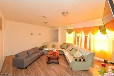 349 Osborne Ter, Newark, NJ 07112 - Photo 27