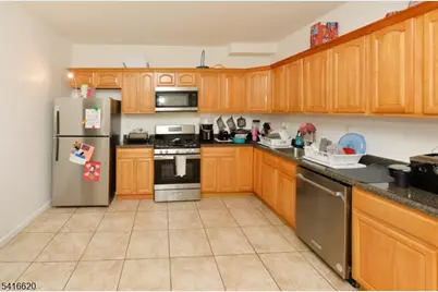 349 Osborne Ter, Newark, NJ 07112 - Photo 17