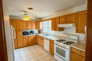 4032 Quakerbridge Rd, Lawrence Township, NJ 08648 - Photo 3