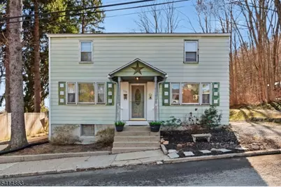 104 Harvey St, Hackettstown, NJ 07840 - Photo 1