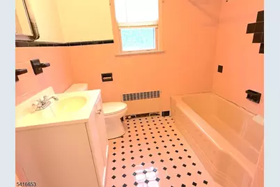 34 Howard St, Verona, NJ 07044 - Photo 11