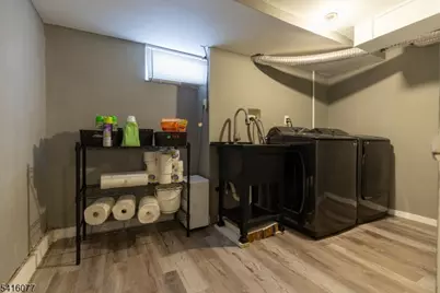 806 Lincoln St, Linden, NJ 07036 - Photo 17