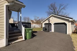 806 Lincoln St, Linden, NJ 07036 - Photo 5