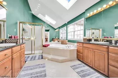 24 Vista Dr, Mount Olive, NJ 07836 - Photo 23