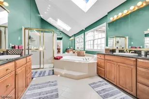 24 Vista Dr, Mount Olive, NJ 07836 - Photo 23