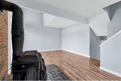 9 Village Way #6, Highland Lakes, NJ 07462 - Photo 15