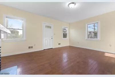 239 S 19th St, Newark, NJ 07103 - Photo 5
