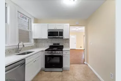 239 S 19th St, Newark, NJ 07103 - Photo 9