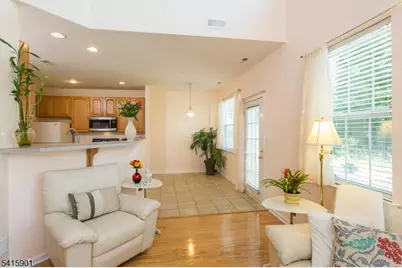 28 Sutton Ct, Hopewell Township, NJ 08534 - Photo 9