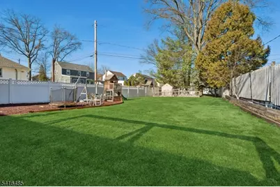 28 Elmwood Rd, Springfield, NJ 07081 - Photo 27