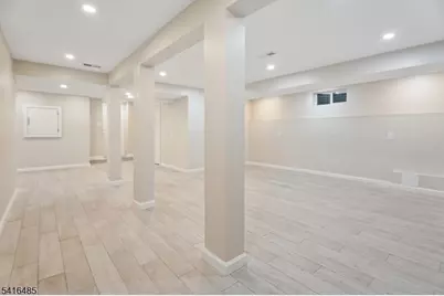 28 Elmwood Rd, Springfield, NJ 07081 - Photo 23