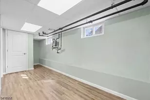 6 Center St, Pompton Lakes, NJ 07442 - Photo 25