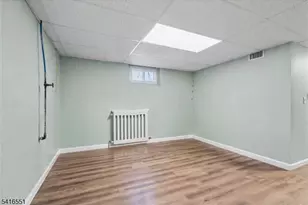 6 Center St, Pompton Lakes, NJ 07442 - Photo 19