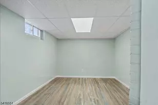 6 Center St, Pompton Lakes, NJ 07442 - Photo 23