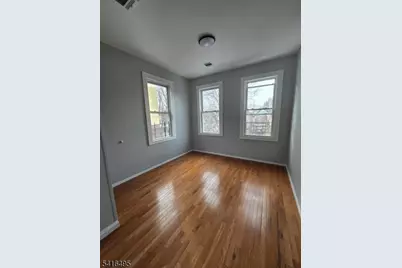 407 S 15th St, Newark, NJ 07103 - Photo 9