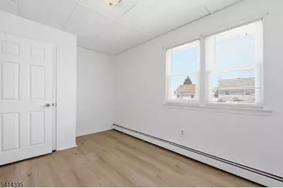 143 Carpenter St, Belleville, NJ 07109 - Photo 35