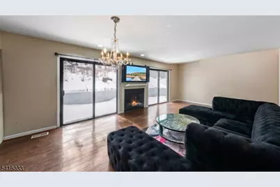 207 Stephanie Dr, North Caldwell, NJ 07006 - Photo 3