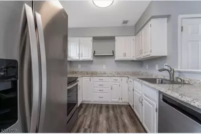 398 Terrace Lane, Bedminster Township, NJ 07921 - Photo 9