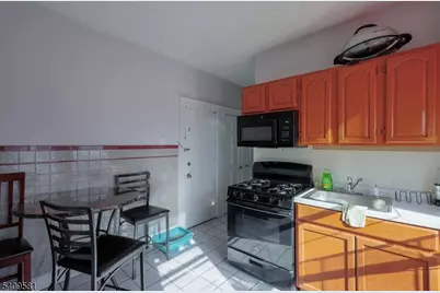 154 Dayton St, Newark, NJ 07114 - Photo 21