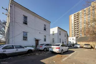 154 Dayton St, Newark, NJ 07114 - Photo 25
