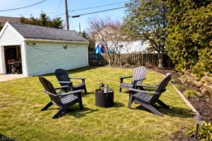 8219 Fulton Ave, Margate City, NJ 08402 - Photo 9